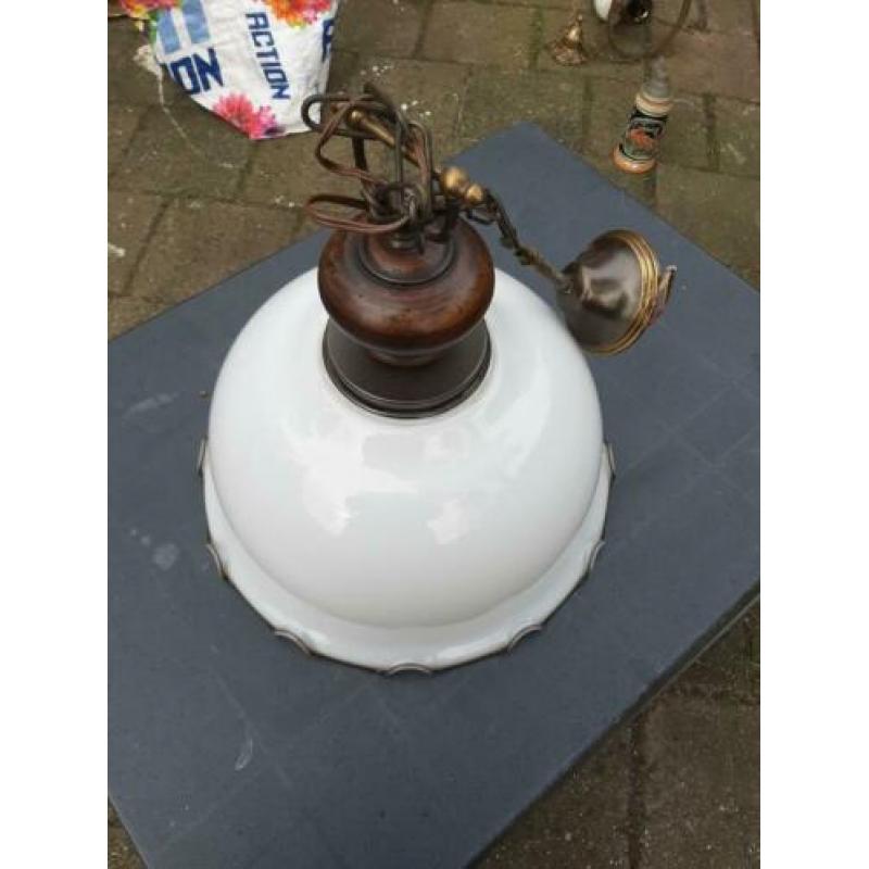 Te koop antiek lamp goed in staat bieden maar