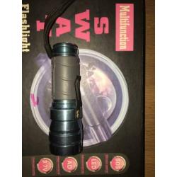 Zaklamp Flashlight SWAT