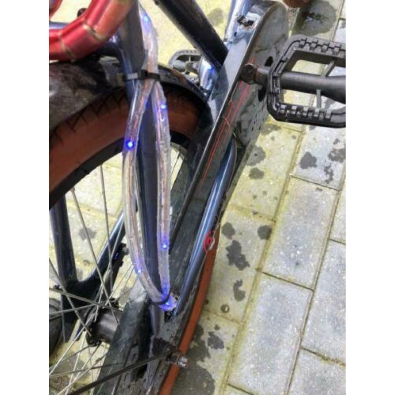 €80 2cycle boys fiets 22 inch !!