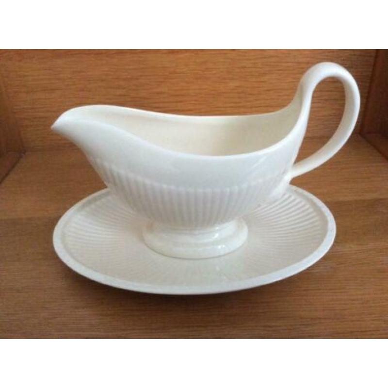 10 puntgave petit-fourbordjes /cakebordjes 13 cm WEDGWOOD ED