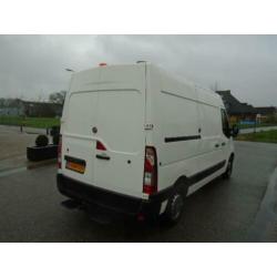 Renault Master T35 2.3 dCi L2H2