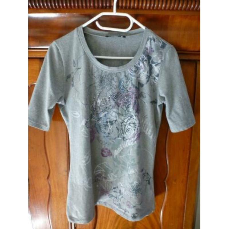 Shirt ~t-shirt Betty Barclay ~ maat M ~ 38