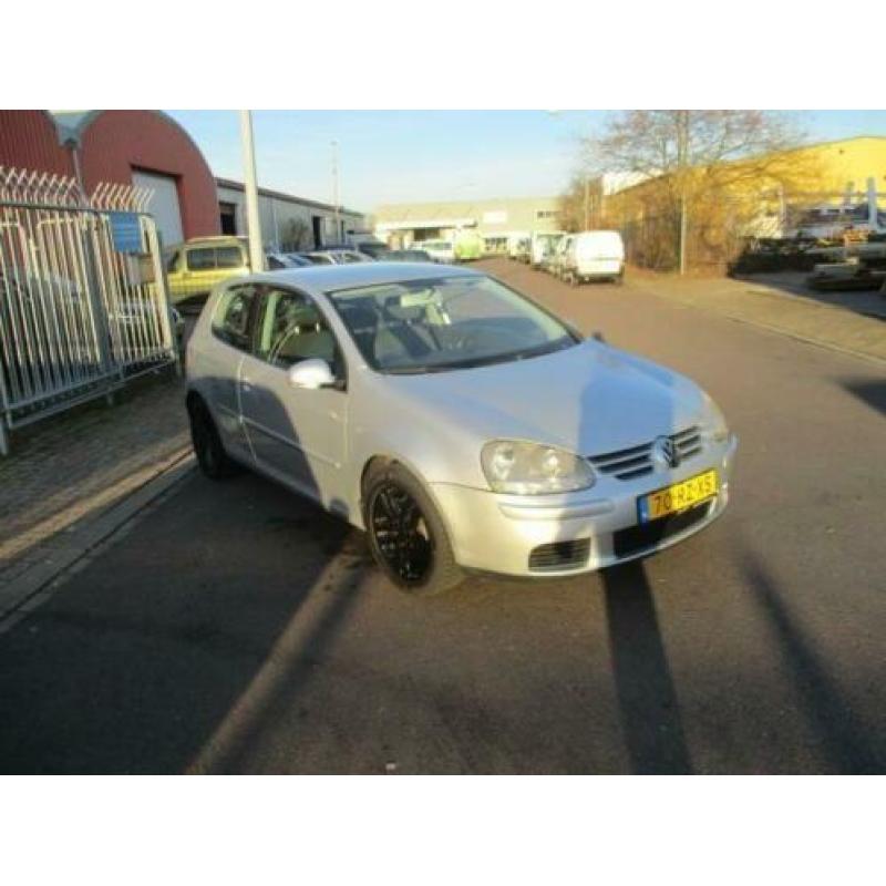 Volkswagen Golf 1.6 FSI Turijn