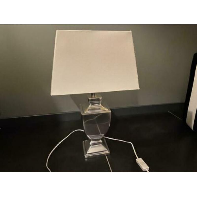 Twee schemerlamp / tafellamp voor op dressoir of tv meubel