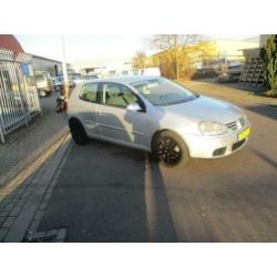 Volkswagen Golf 1.6 FSI Turijn