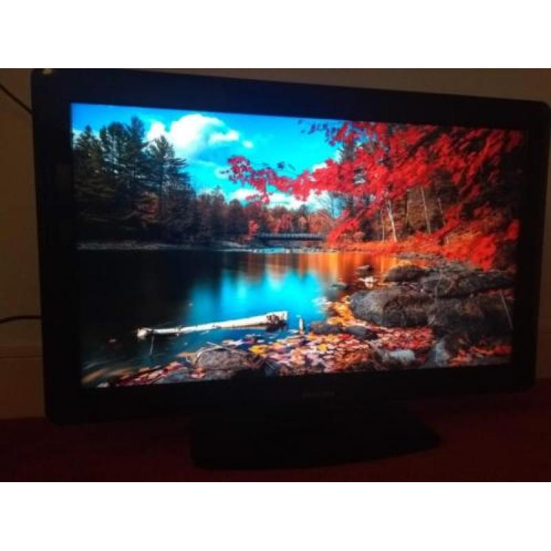 Philips 32 inch LCD HD tv