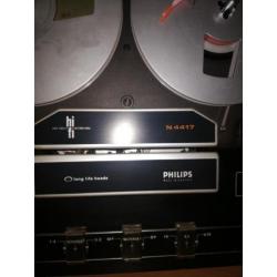 Philips N 4417 met ingebouwde versterker en speakers