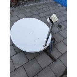 Schotel antenne zo mee