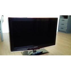 Samsung 32 inch LCD Tv