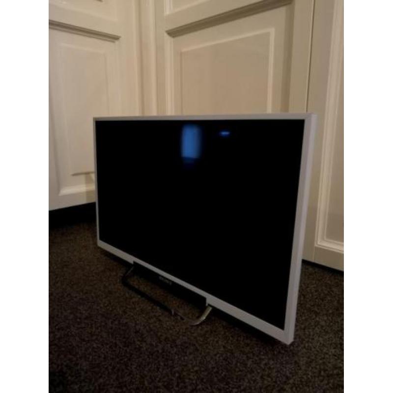 Sony Bravia 24 inch smart tv z.g.a.n.