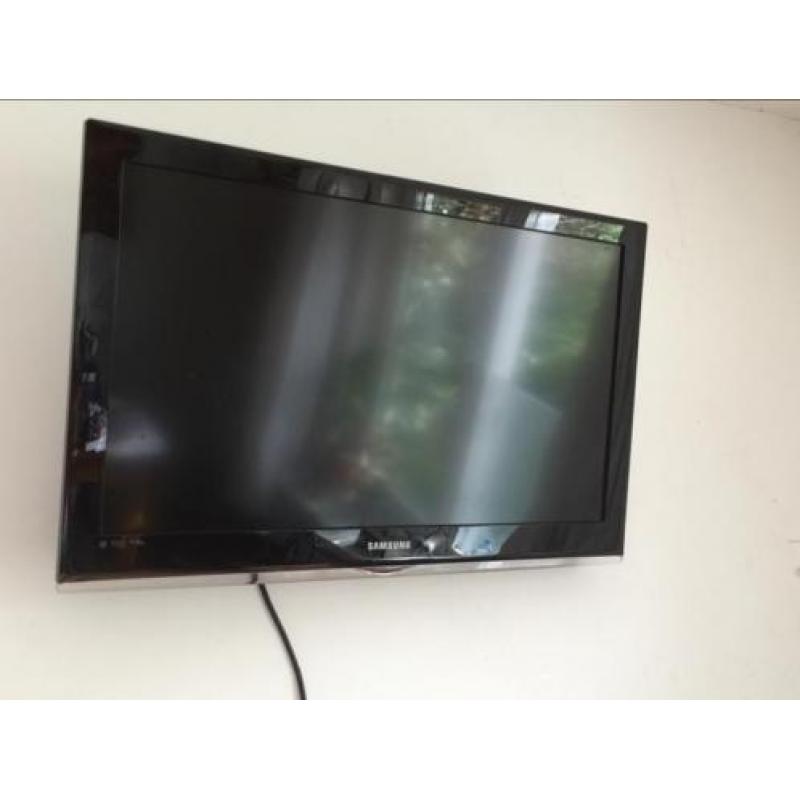 Nette Samsung televisie 30 inch