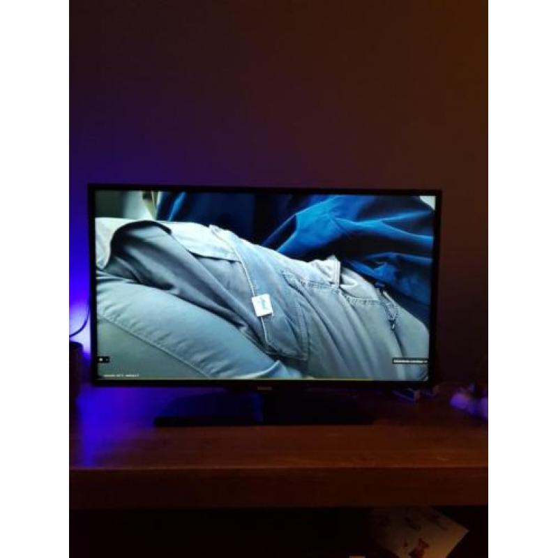 Philips 32 inch full HD led tv/ smart tv