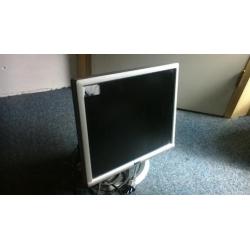 dell monitor (ophalen), alkmaar, 10 euro