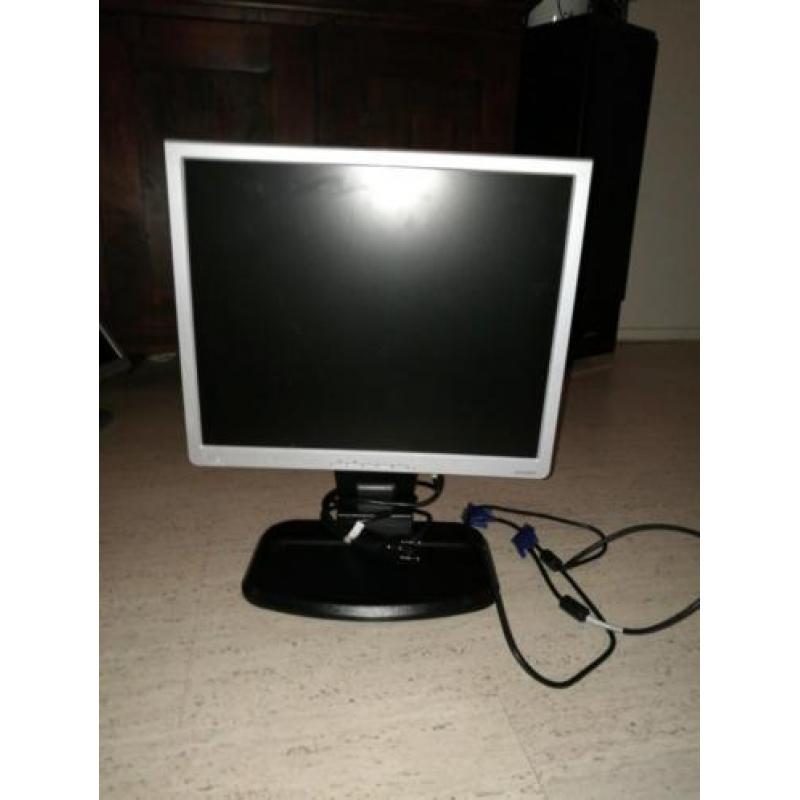 HP L1940T monitor 19 inch