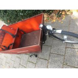 Bakfiets Cargo long overcompleet.