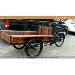 Antiek /Oldtimer bakfiets - PHOENIX - in zeer nette staat