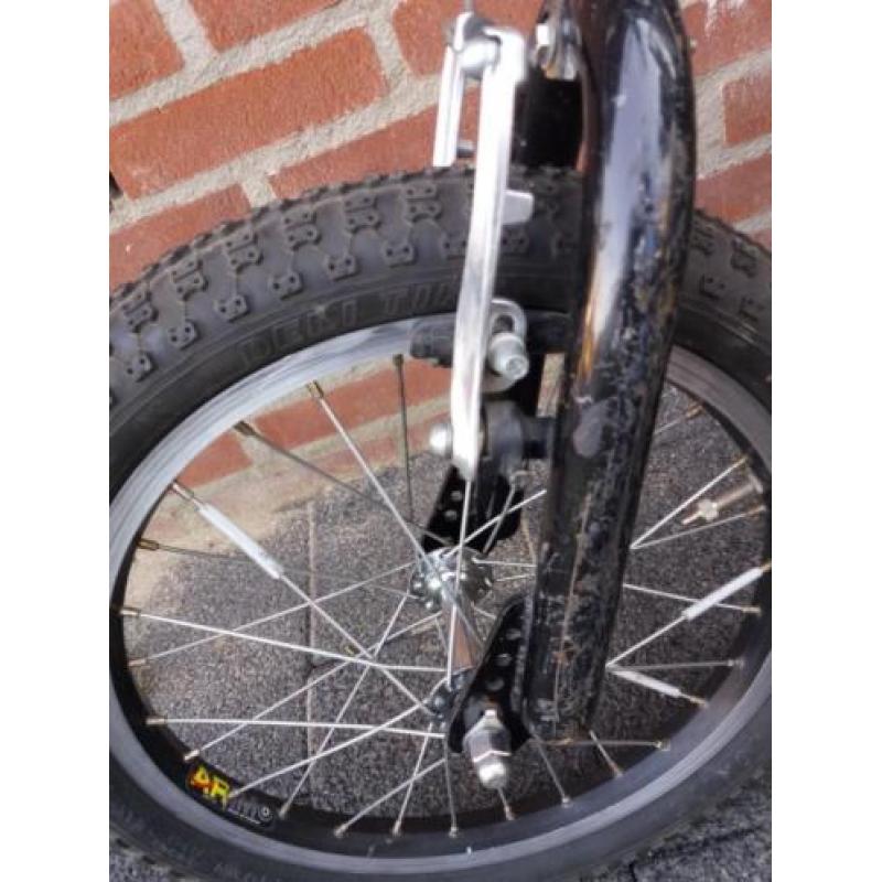 16 inch BMX loekie kinder fiets