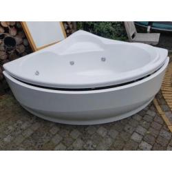 Novellini hydromassage hoekbad incl voorzet paneel