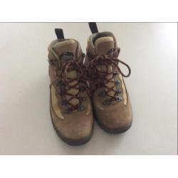 Nomad Bergschoenen maat 38